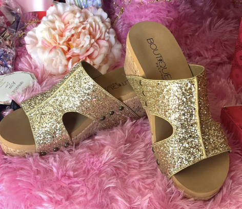 Corkys Oasis Sandals in Gold Glitter