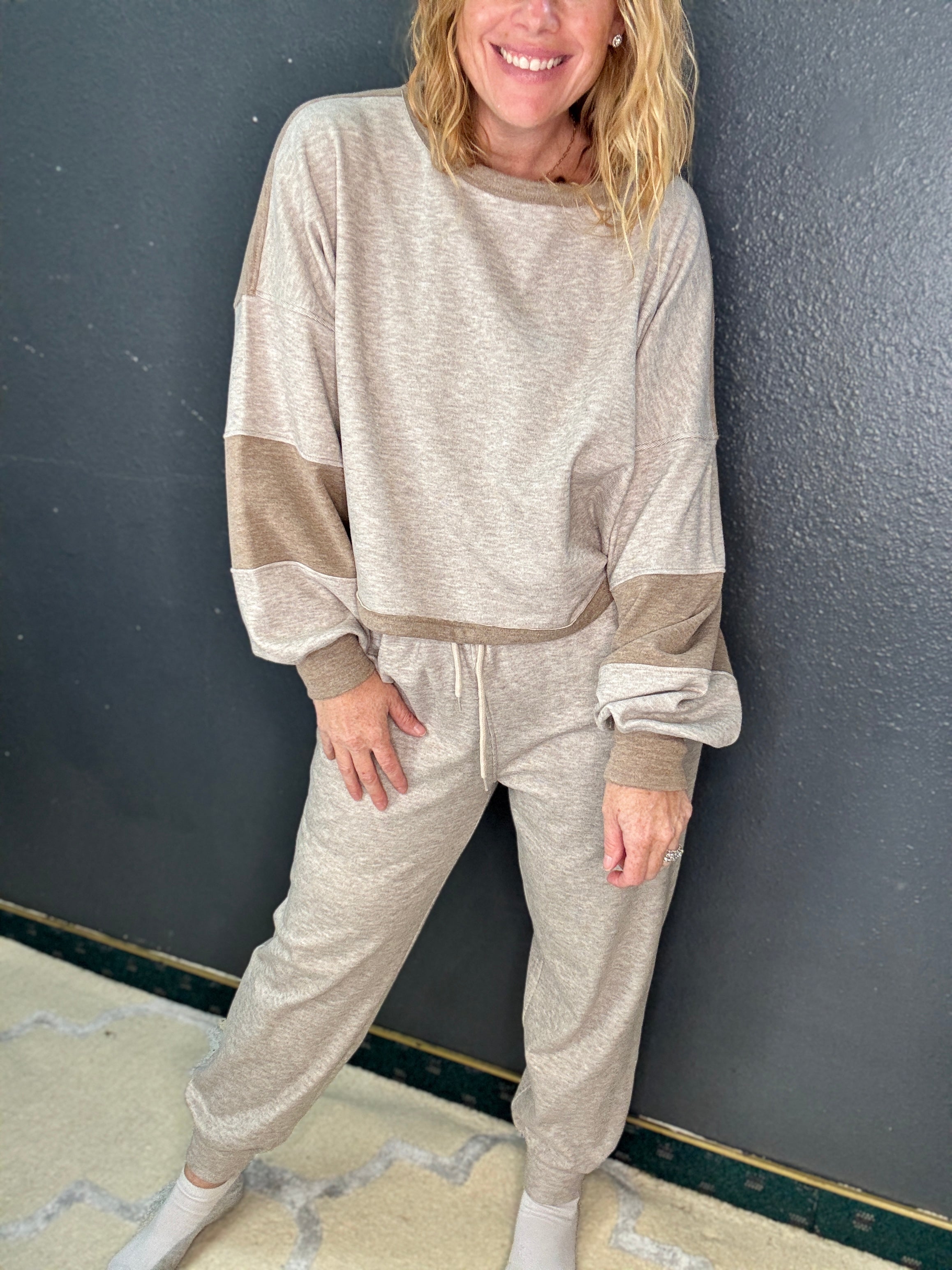 Blocked Lounge Set by White Birch