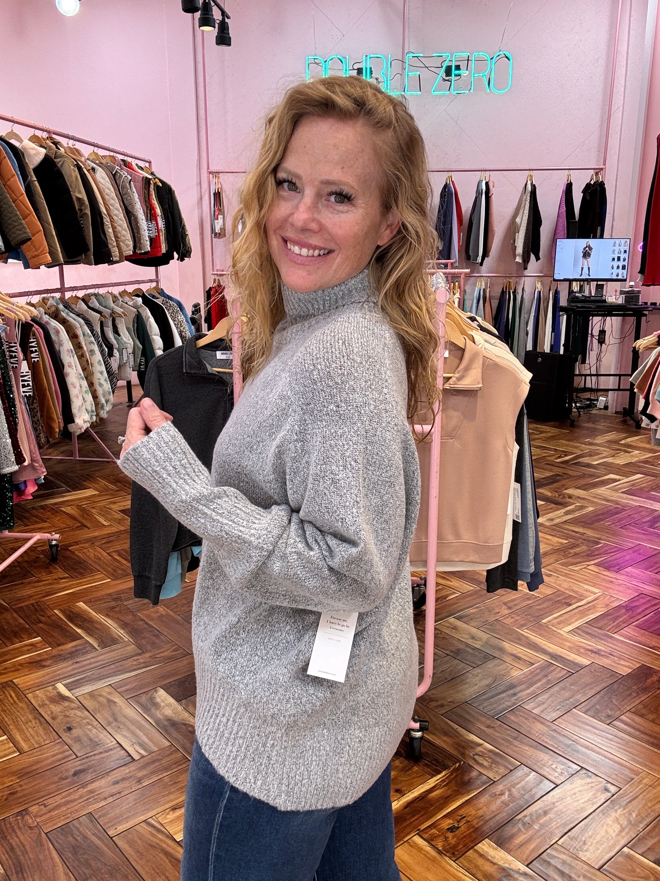 Mock neck Sweater by HyFve