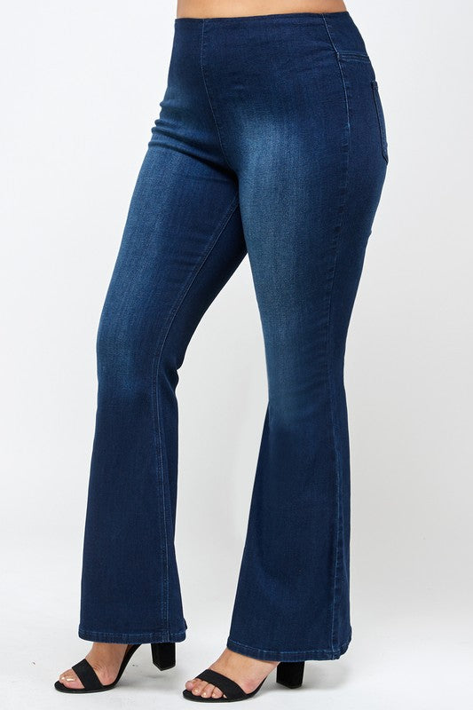 PLUS SIZE MID-RISE BANDED WIDER FLARE JEANS
