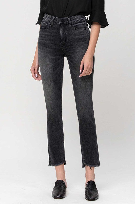 HIGH RISE STRAIGHT CROP W UNEVEN HEM DETAILS