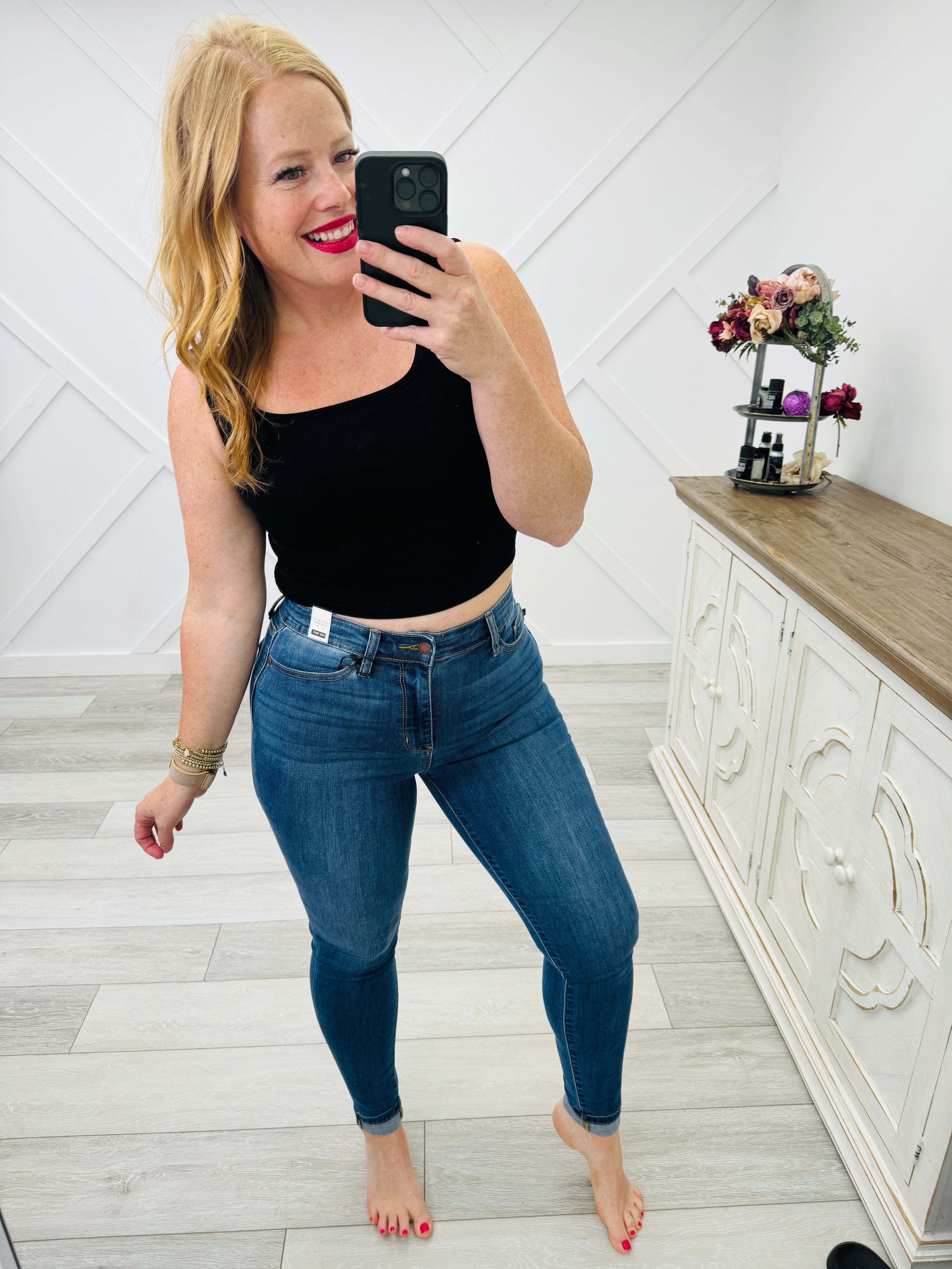 You Got Me Judy Blue Full Size Cuffed Hem Skinny Jeans