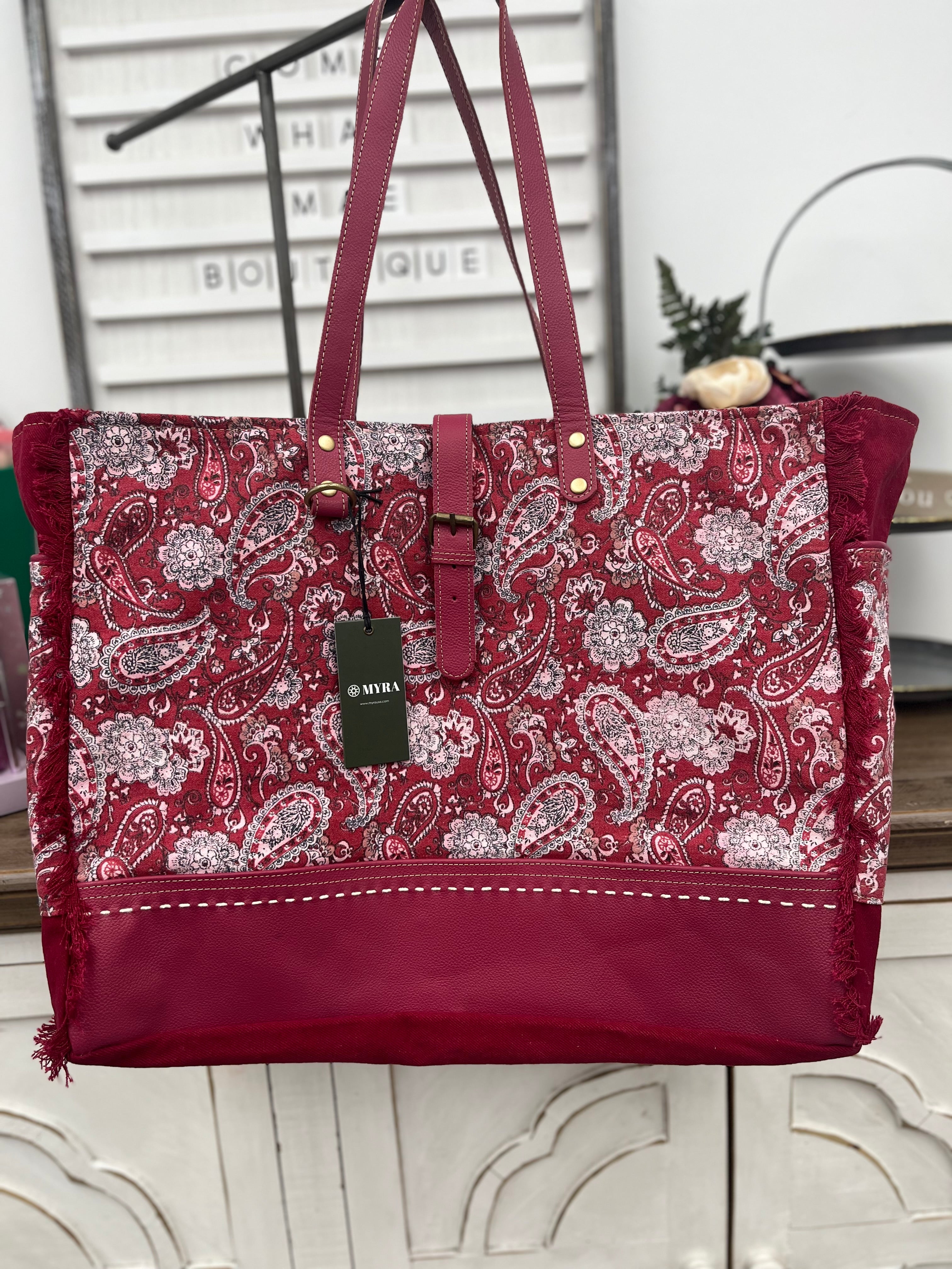 Amora Pais Weekender Bag