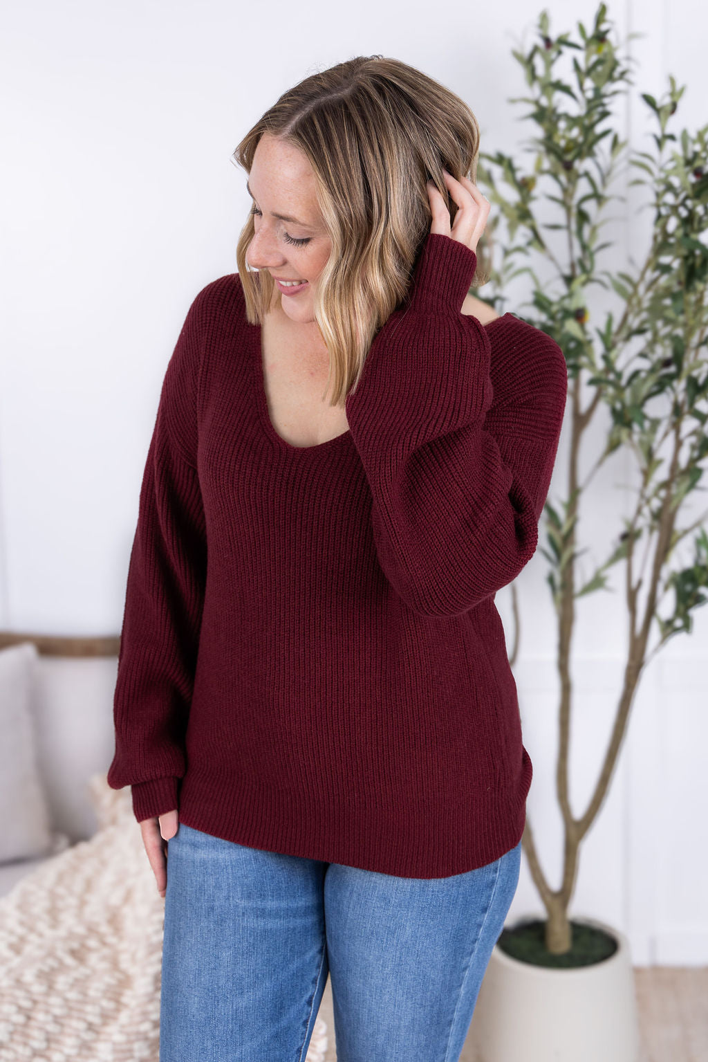 IN STOCK Bethany Bow Knit Sweater - Burgundy