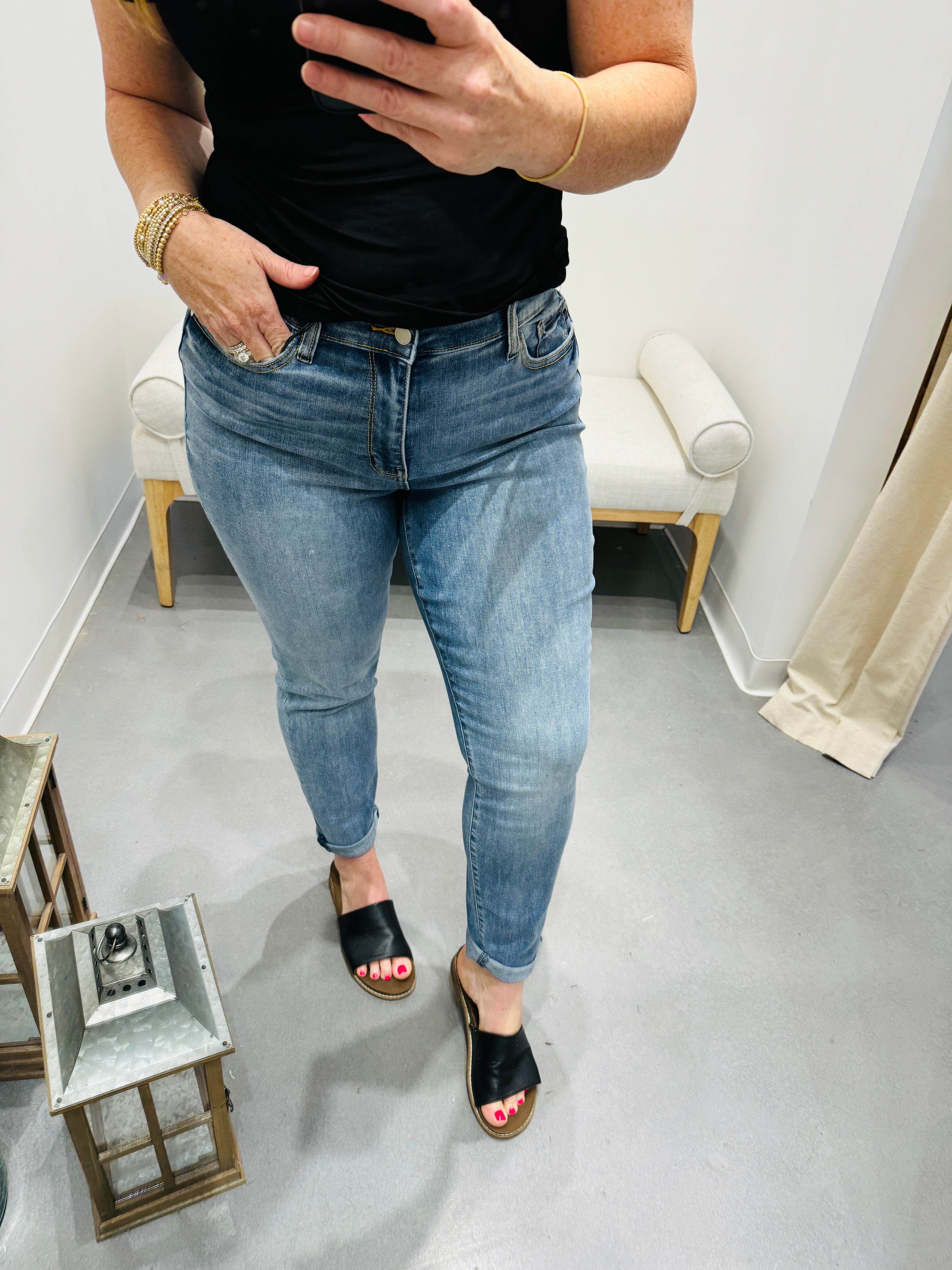 A Slice of Heaven Judy Blue Full Size Cuffed Hem Slim Jeans