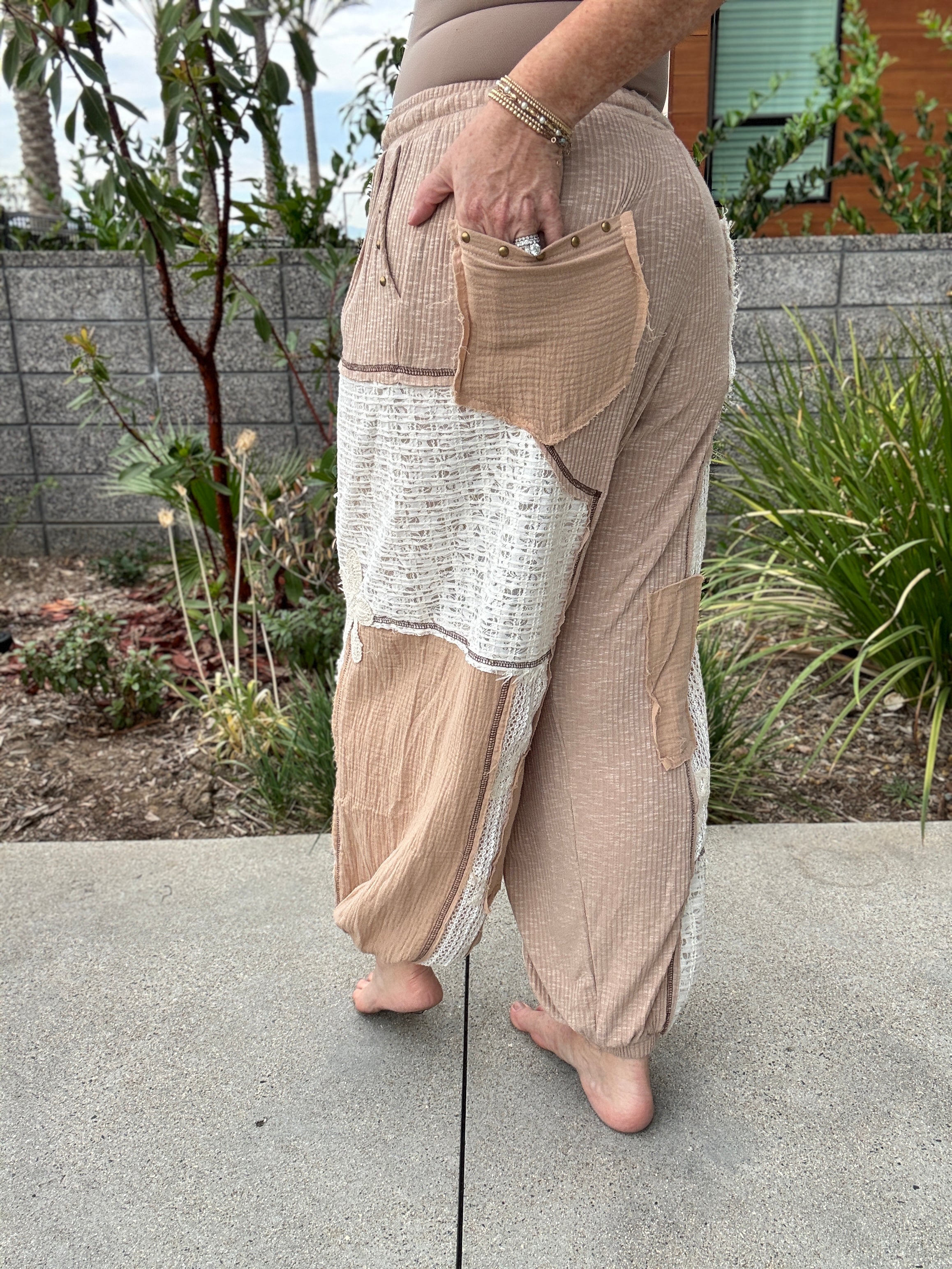 Mocha Mousse Pant by POL