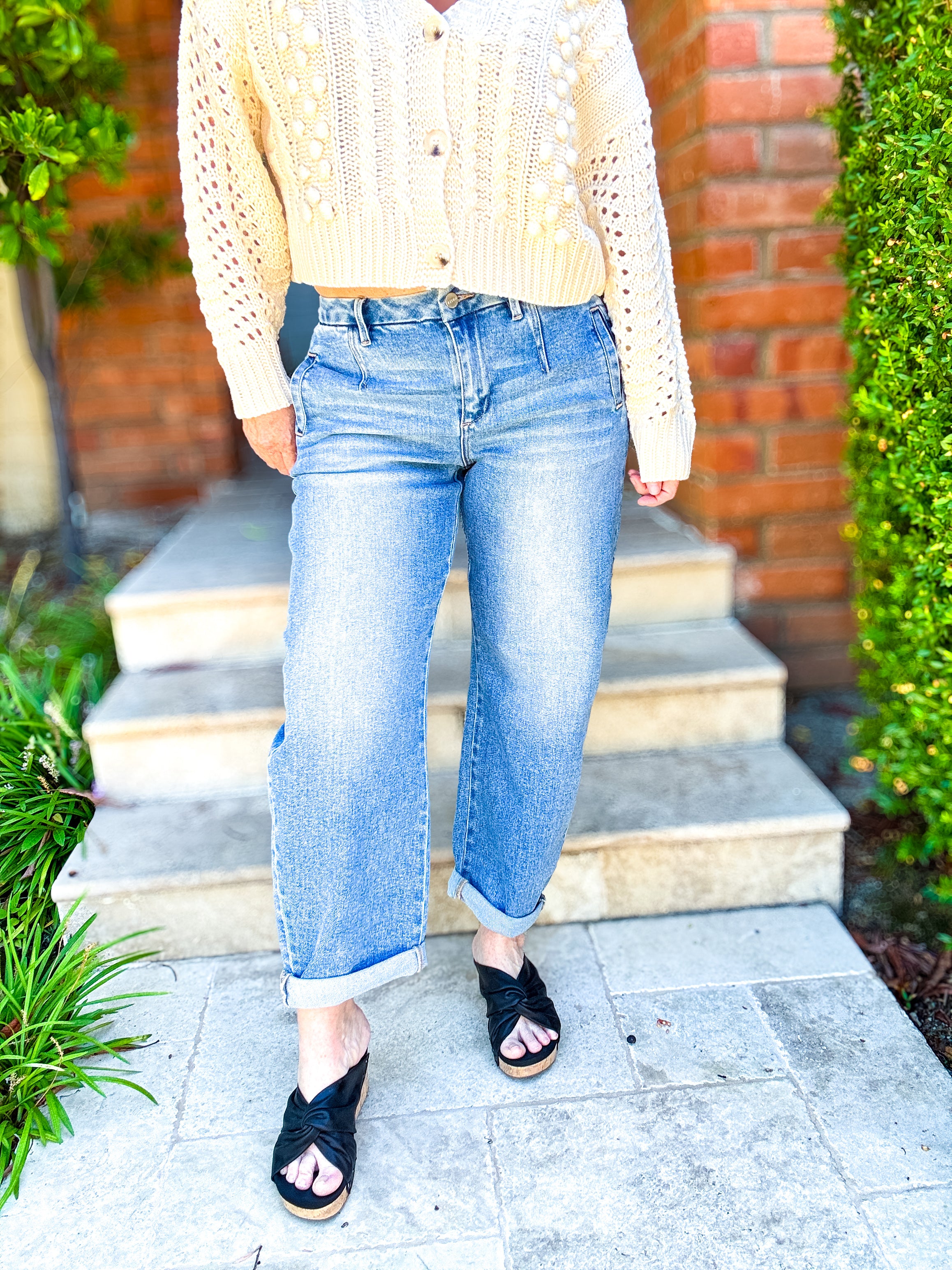 Penny Mid Rise Fit Barrel Jean by Risen