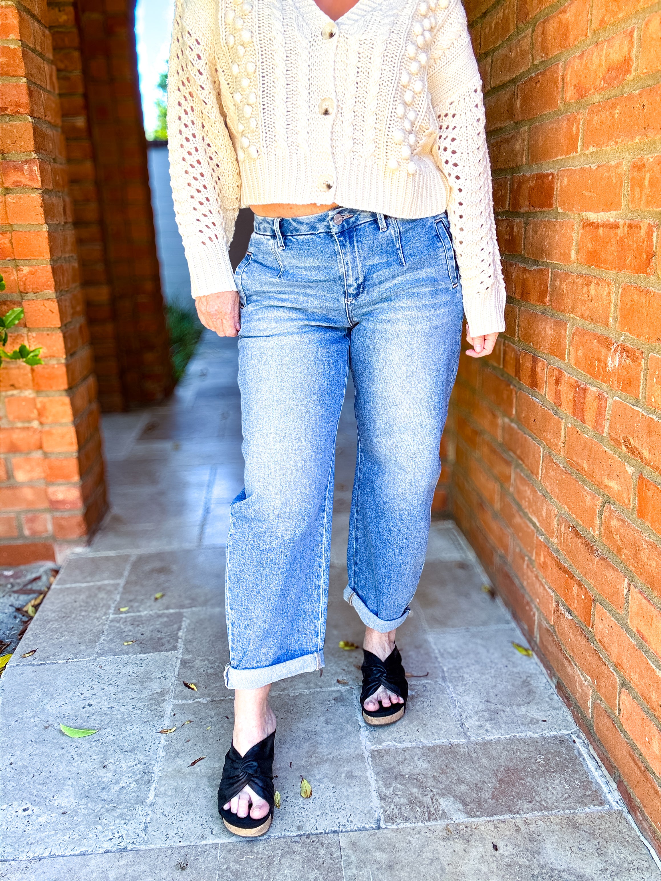 Penny Mid Rise Fit Barrel Jean by Risen