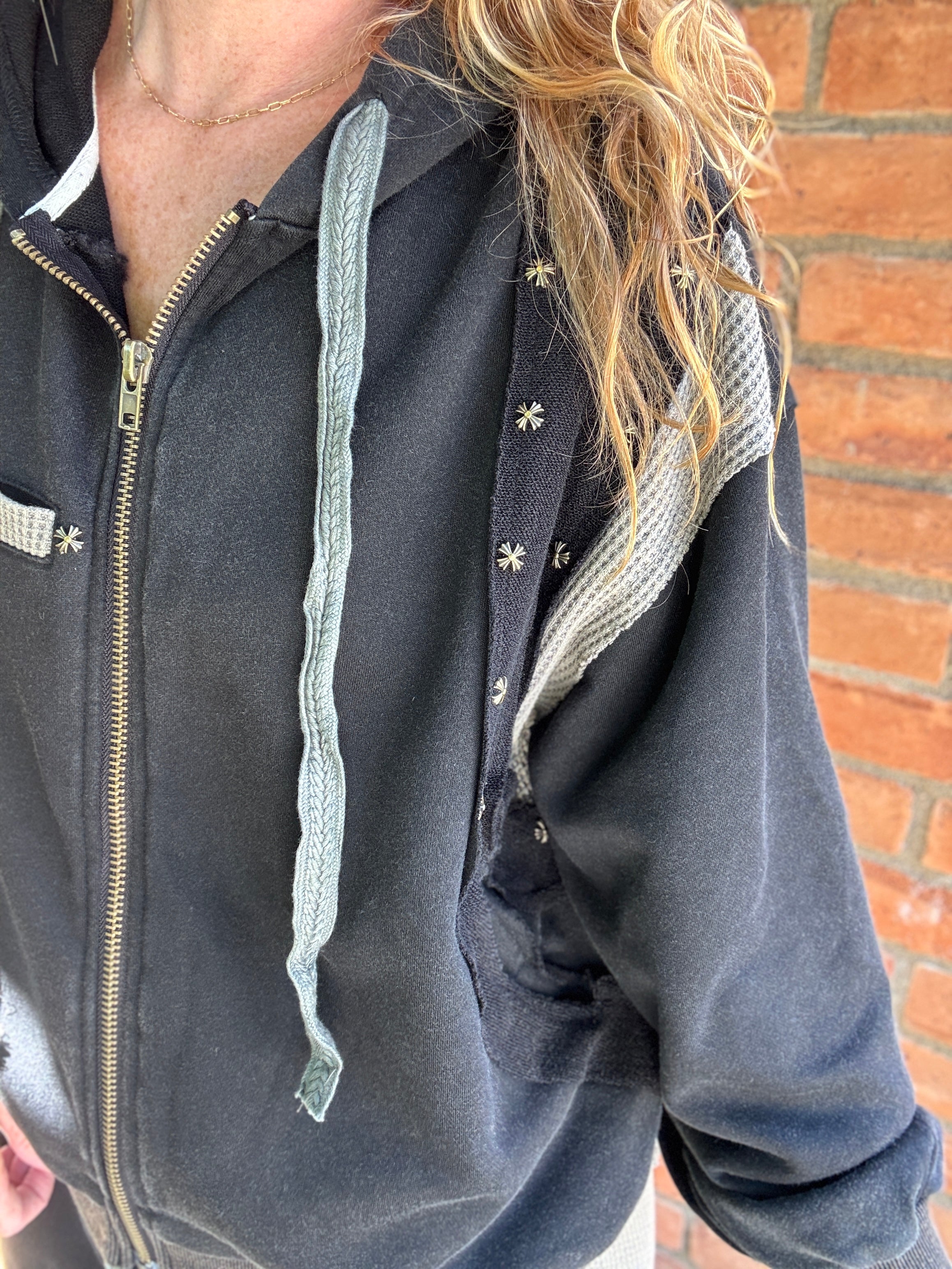 Daydream Zip Up by POL