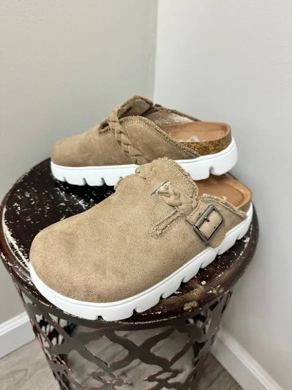 Cali Mule in Taupe