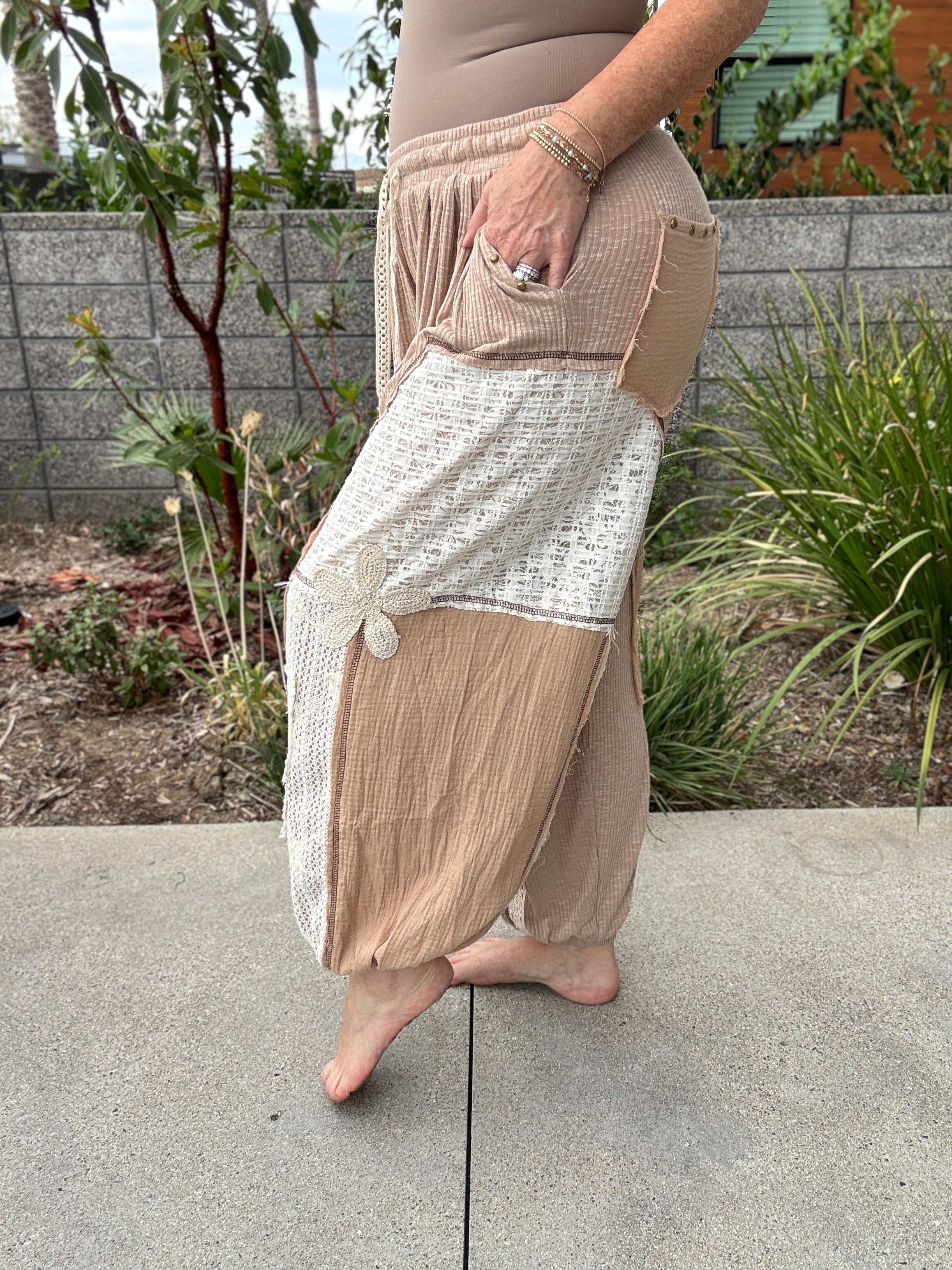 Mocha Mousse Pant by POL