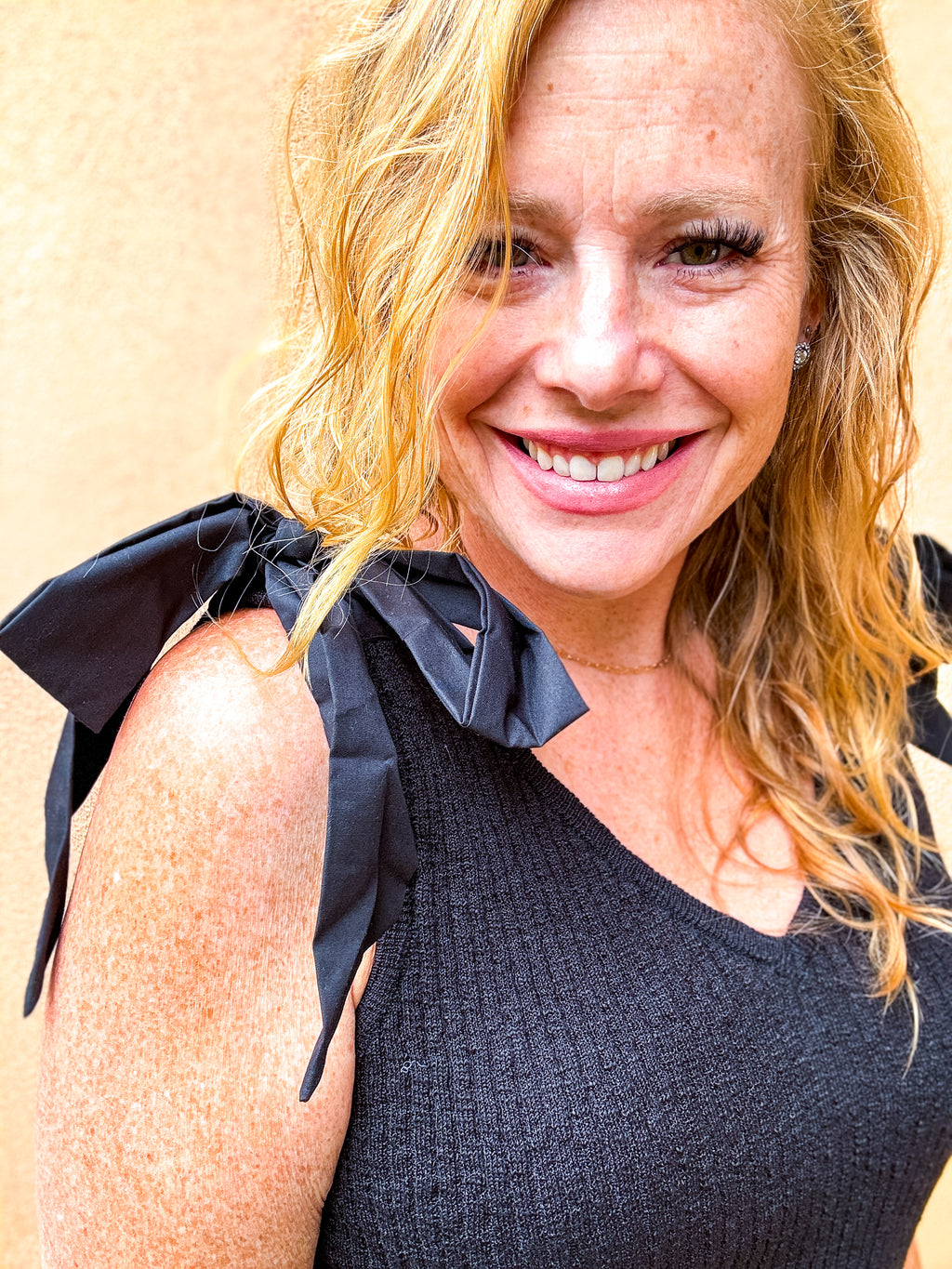 Bow Accent Tank by White Birch