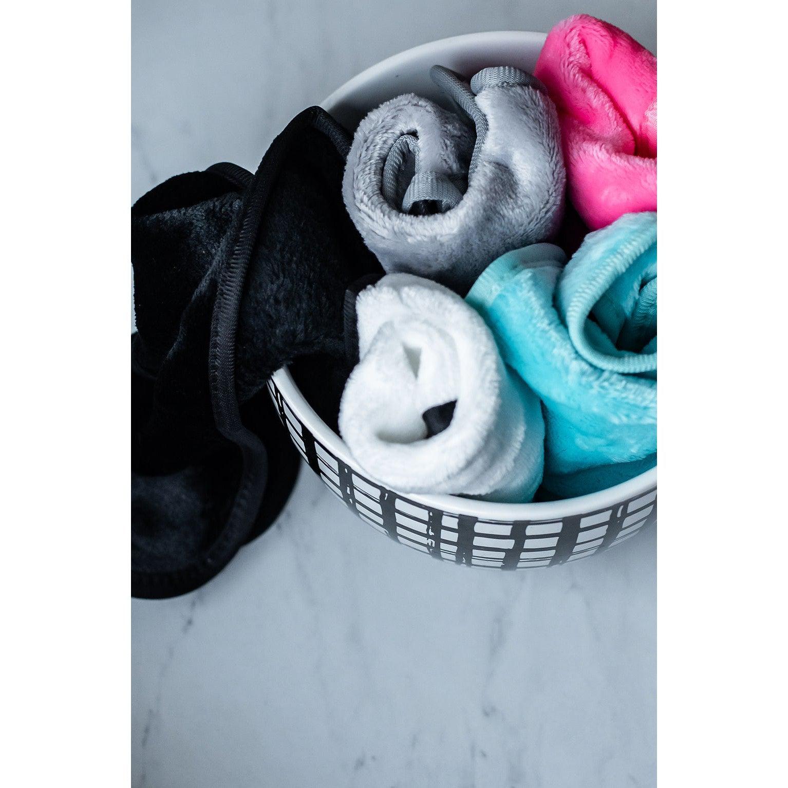 Wash the Day Away- Makeup Remover Cloths (Assortment)