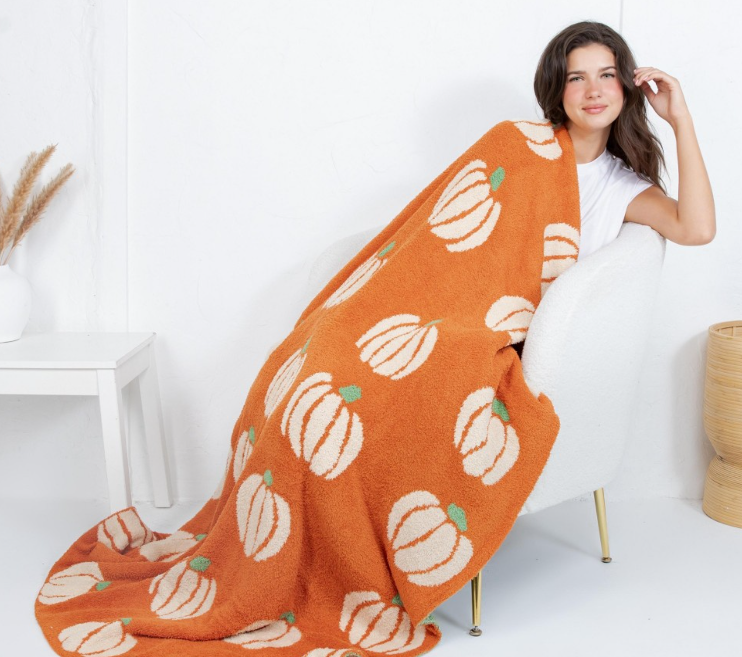 Animated Pumpkin Luxe Blanket