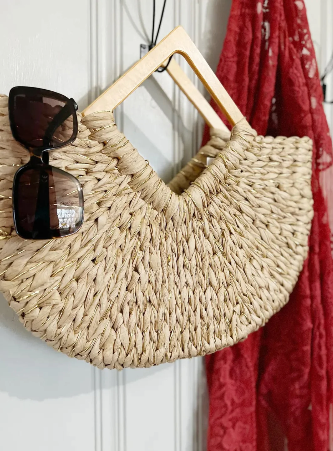 Isabella Wooden Handle Straw Tote Bag