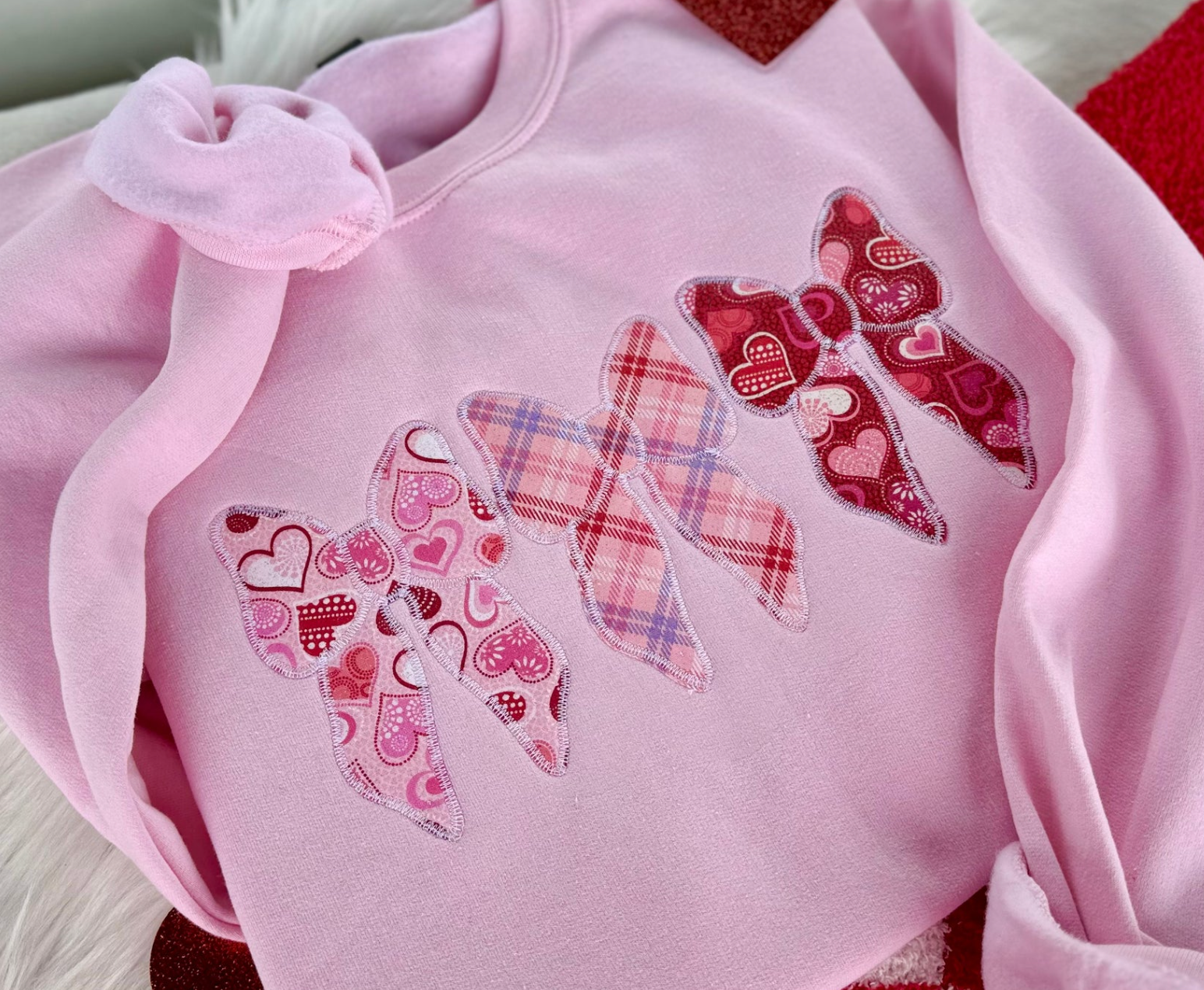 Heartfelt Bows Crewneck Pullover