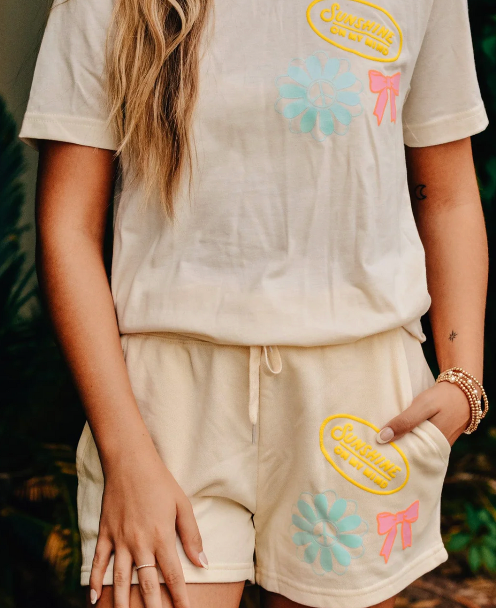 Sunshine Ivory Tee by Southern Bliss