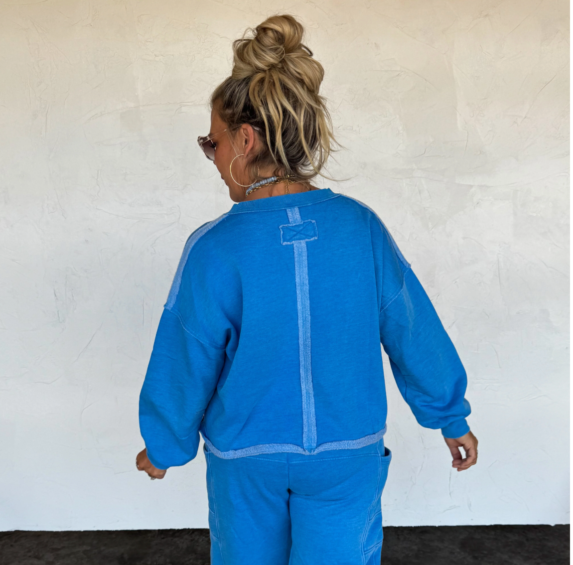 *PREORDER* - BLAKELEY FADED FEELS VNECK PULLOVER