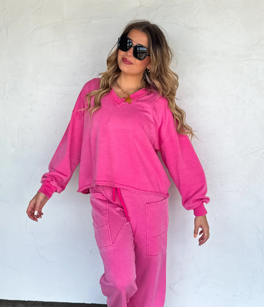 *PREORDER* - BLAKELEY FADED FEELS VNECK PULLOVER