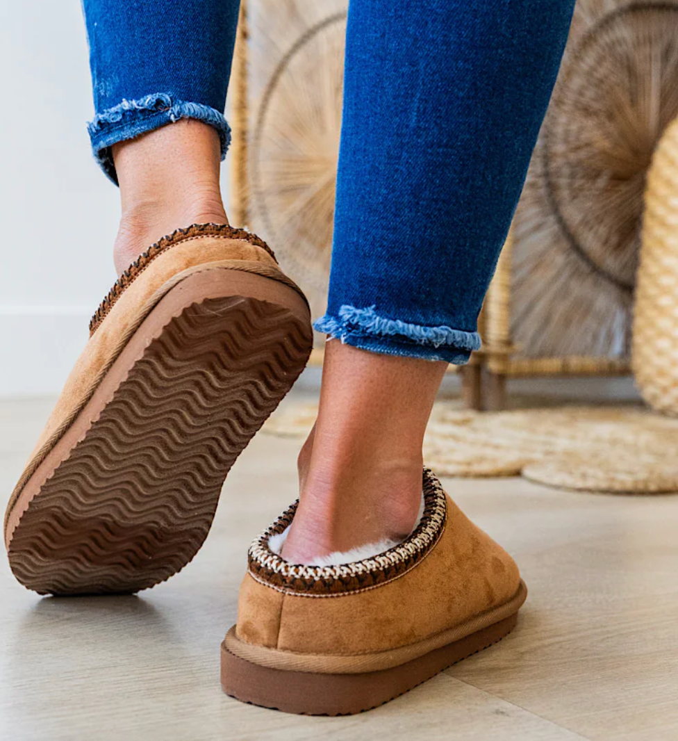 Sparks Slip On By Very G