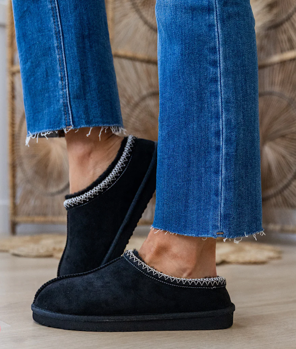 Sparks Slip On By Very G