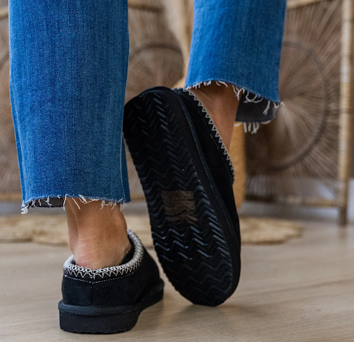 Sparks Slip On By Very G