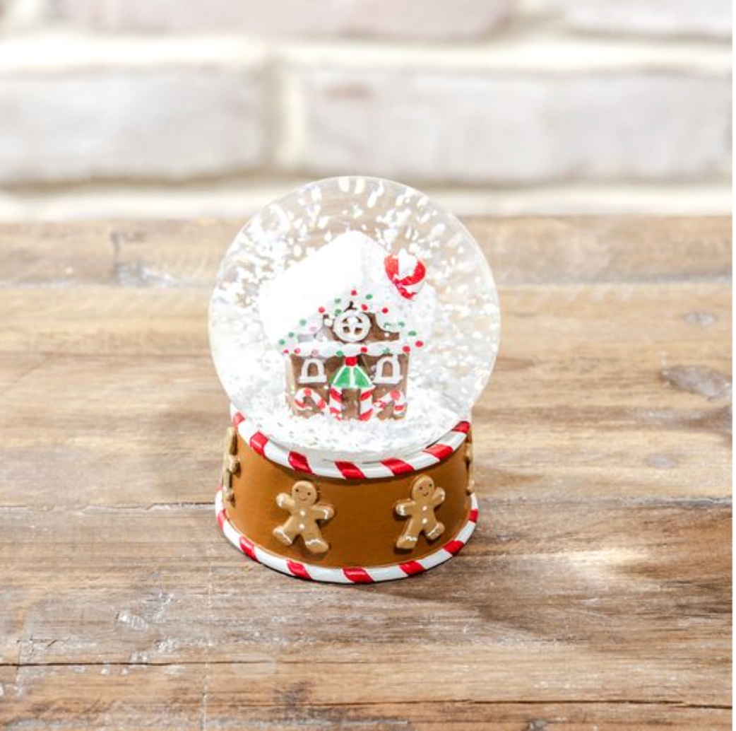 Gingerbread House Snowglobe
