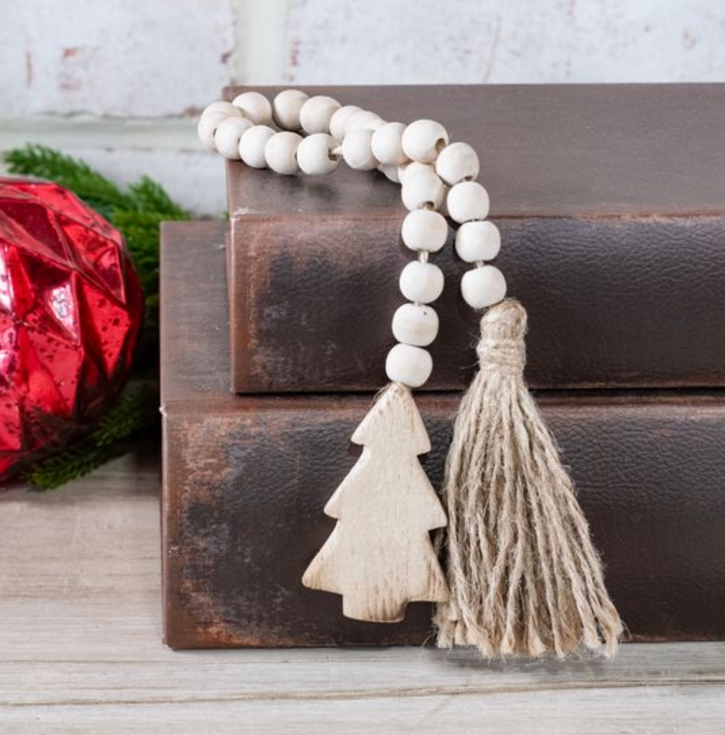 DOORBUSTER: Wood Tree Garland