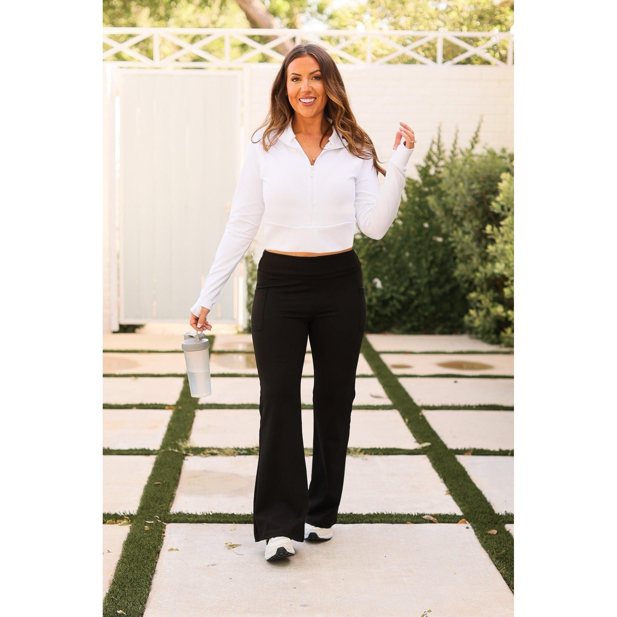 The Vanessa 27 - Black Bootcut Leggings
