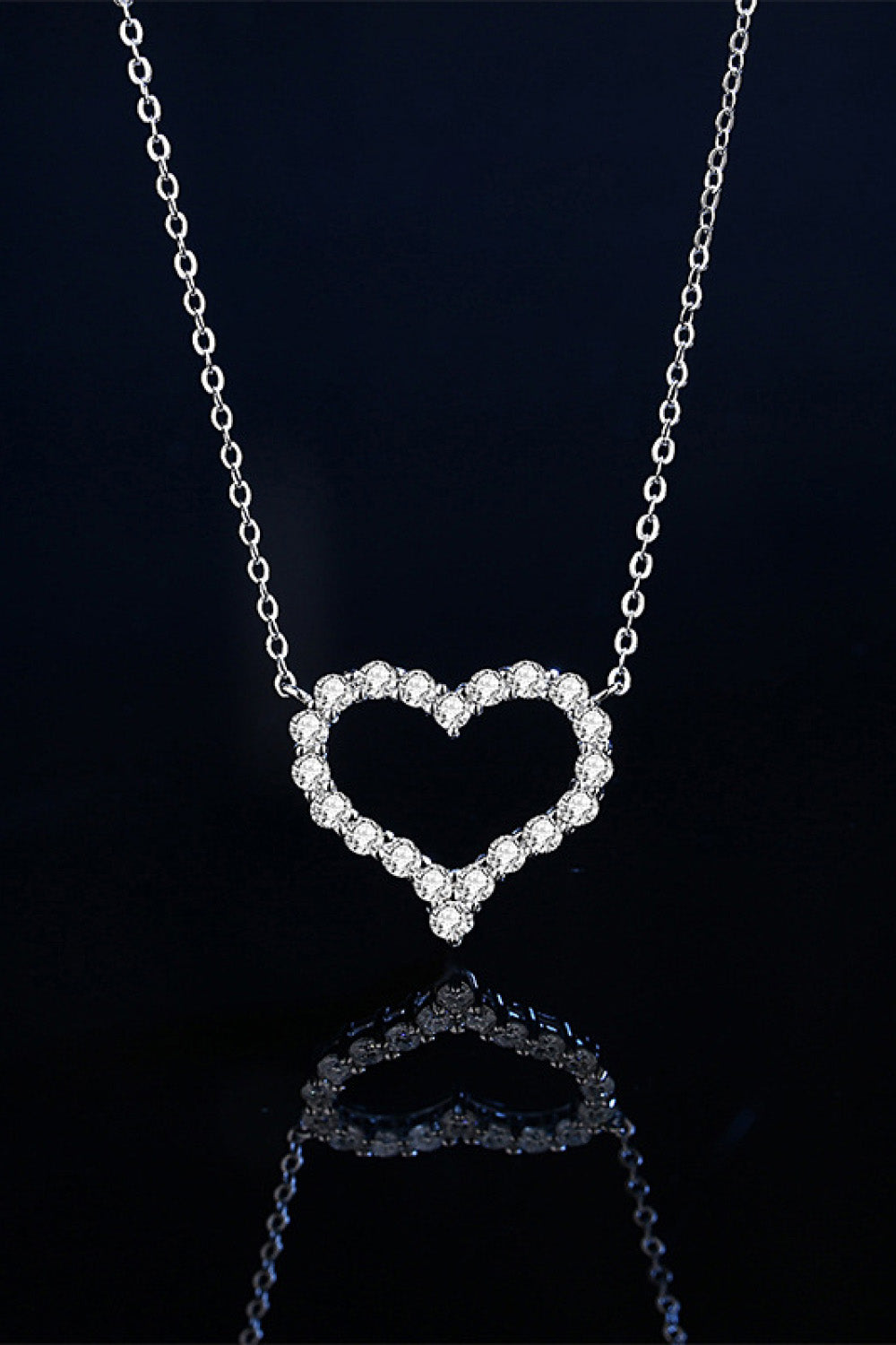 1 Carat Moissanite Heart Pendant Chain-Link Necklace